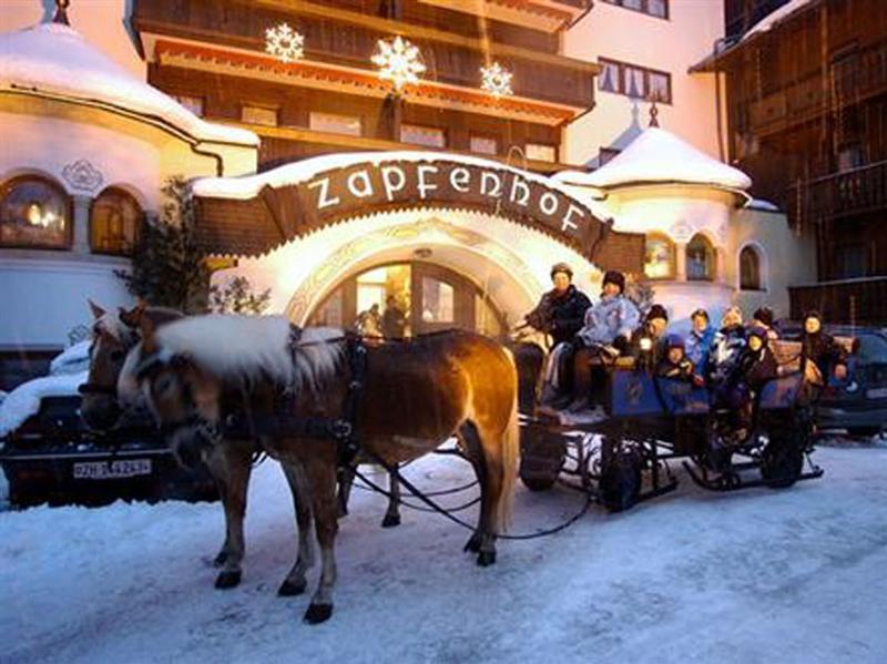 Hotel Landgut Zapfenhof Zellbergeben Esterno foto